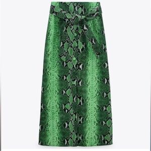 Green Snake Print Women's Skirt